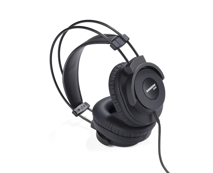 Samson SR880 Closed-Back Studio Headphones 2 Samson SR880 Closed-Back Studio Headphones