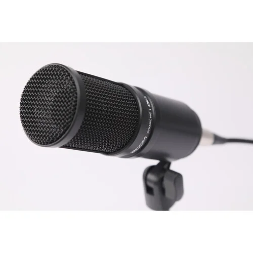 Zoom ZDM-1 Dynamic Podcasting Microphone - Image 3