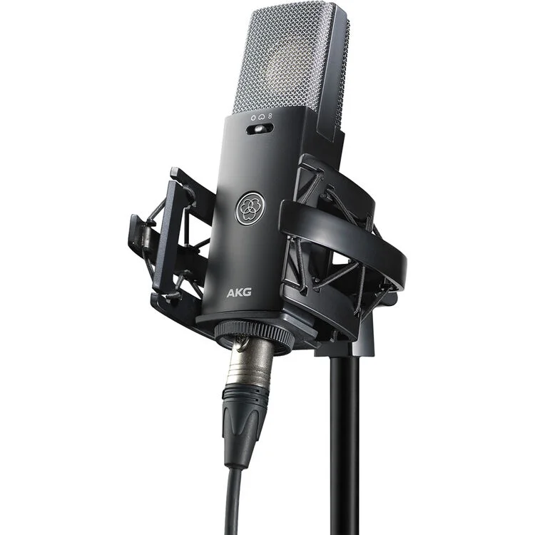 AKG C114 Large-Diaphragm Multipattern Condenser Microphone 1 AKG C114 Large-Diaphragm Multipattern Condenser Microphone